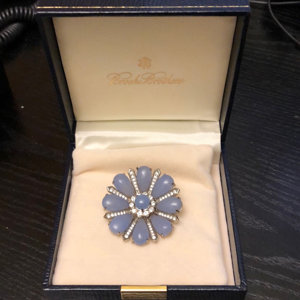 Brooks Brothers floral brooch
